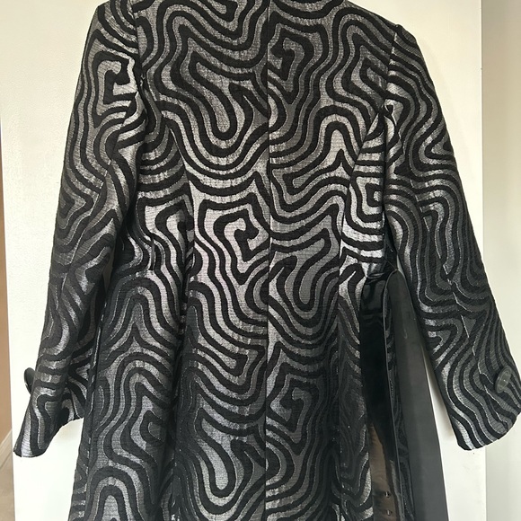 Coat - Picture 7 of 13
